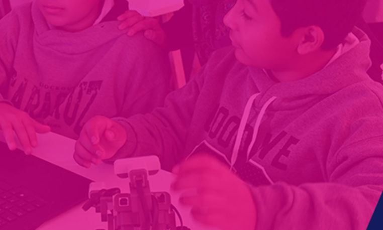 Innovaciones e impactos en el aprendizaje con experiencias en robótica, makerspaces y fablabs 